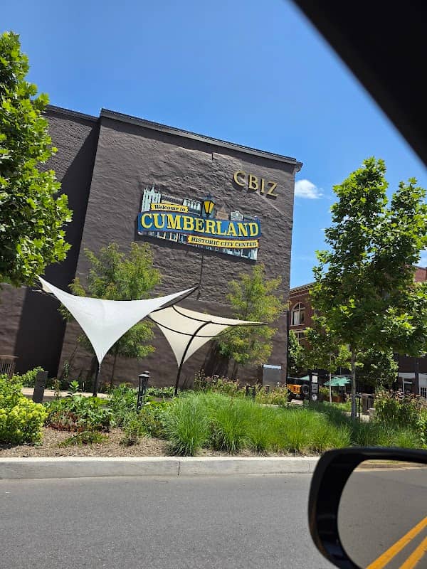 "Welcome to Cumberland Historic City Center" Sign - Image 2