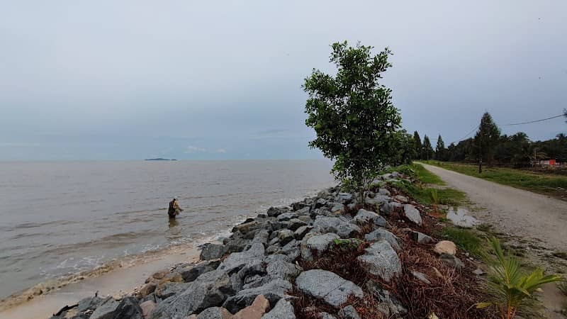 Teluk Kerang Beach - Image 1
