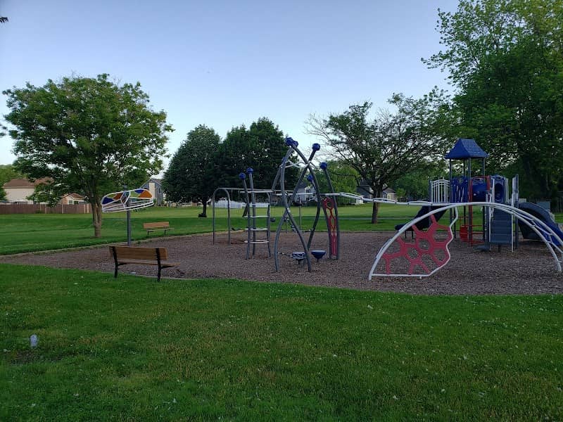 Siems Park - Image 1
