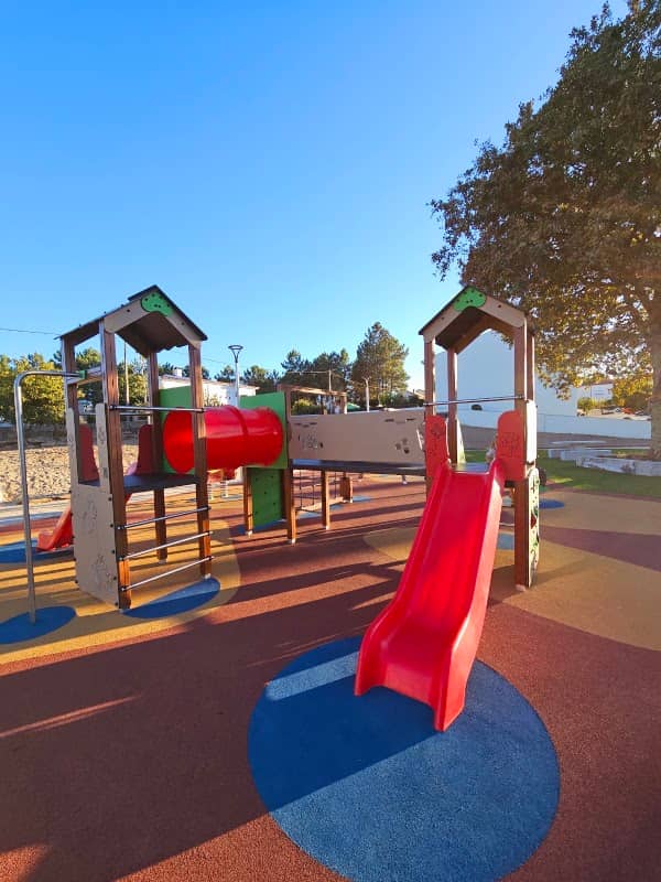 Parque Infantil de Fregim - Image 1
