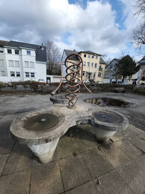 August-Bebel-Ring-Brunnen - Image 1
