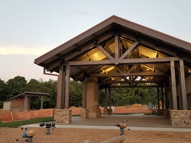 Dumont Hill At Dugas Community Park - Image 2