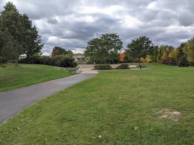 Maple Lakes Park - Image 1