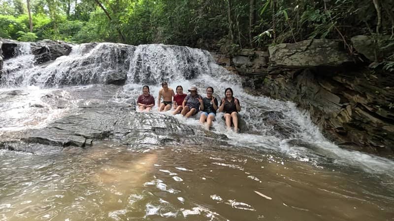 Hin Rang Waterfall - Image 1