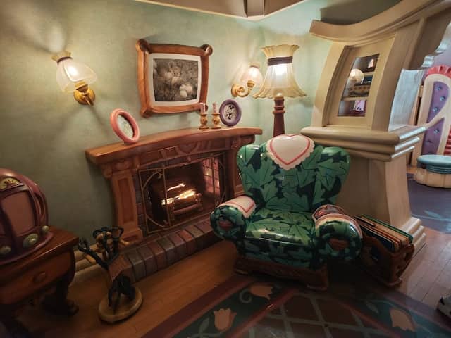 Minnie's House - Image 1