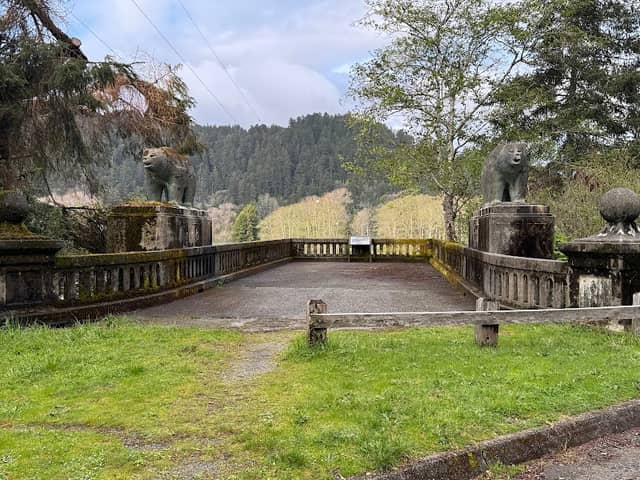 Old Douglas Memorial Bridge Site - Image 1