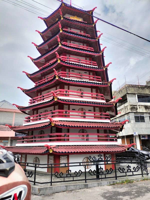 Tugu pagoda - Image 2