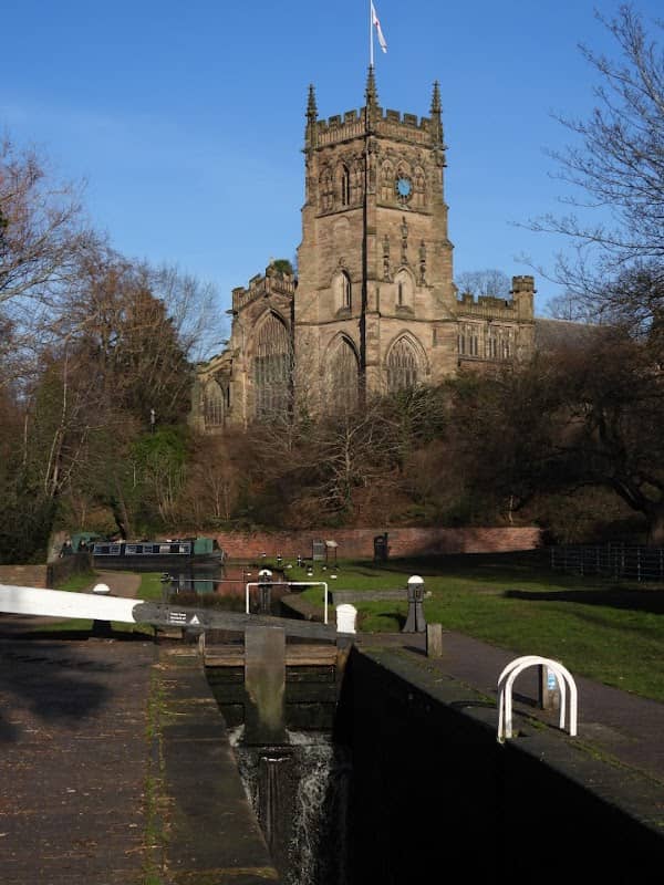 Staffordshire and Worcestershire Canal - Image 1