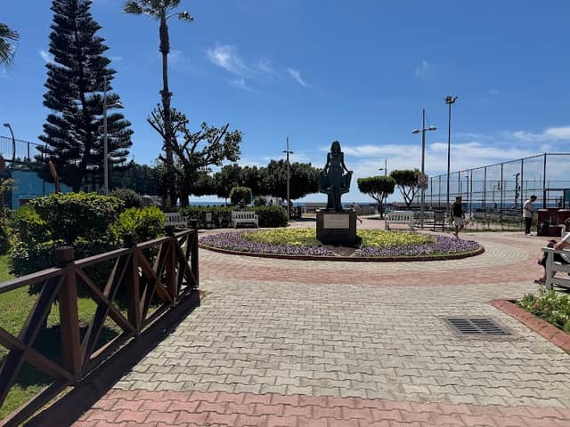 Kleopatra Statue - Image 1