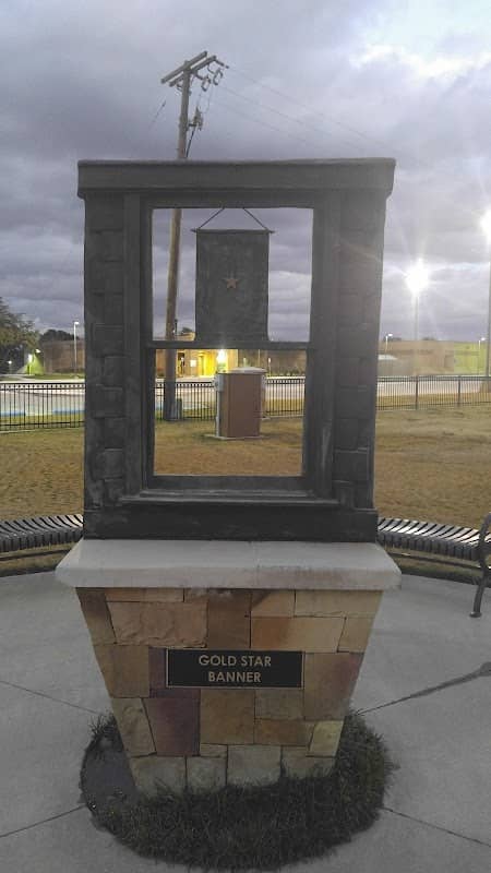 Veterans Memorial - Image 2