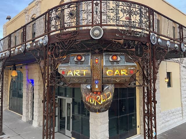 Art Car World - Image 2