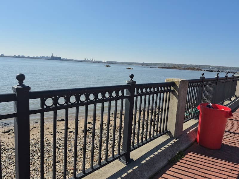 Delaware River Walkway - Image 2