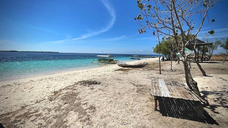 Gili Kondo - Image 1