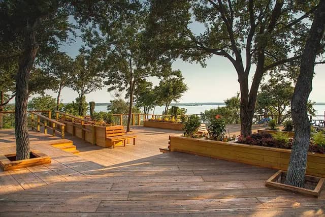 Sunset Point at Lakeside Village - Image 3