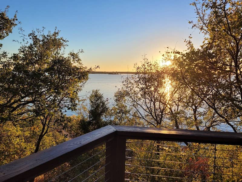 Sunset Point at Lakeside Village - Image 2