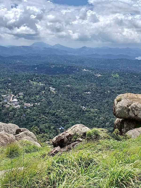 Mettukuzhi View Point - Image 3