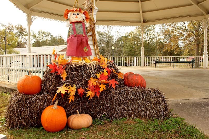 Slocomb Gazebo/ Park - Image 2