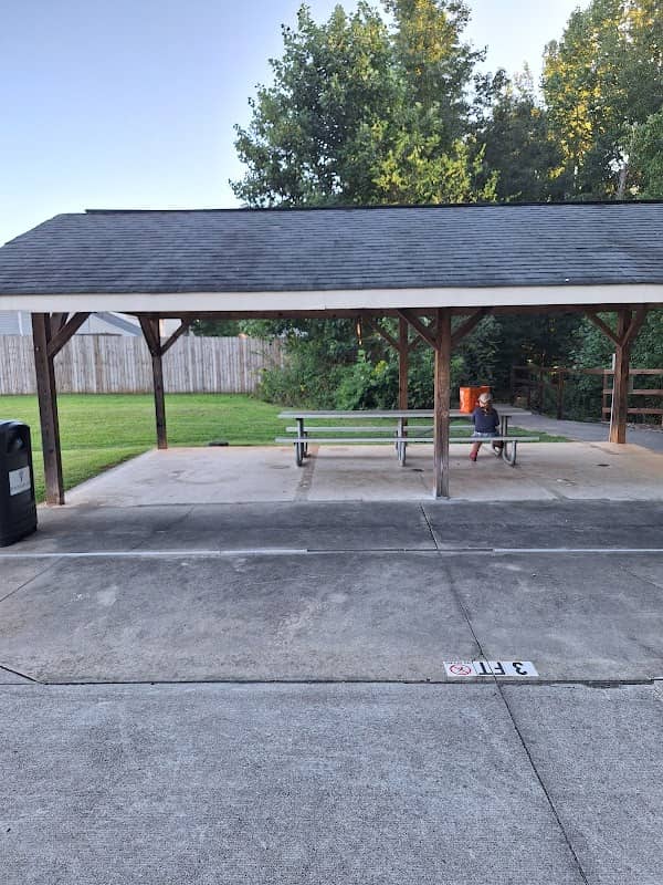 Country Chase Fitness Park - Image 1
