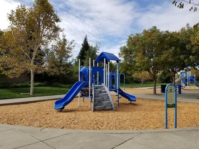 Leila Smith Memorial Park - Image 1