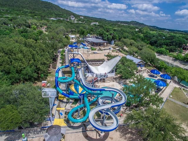 Volente Beach Resort & Waterpark - Image 2