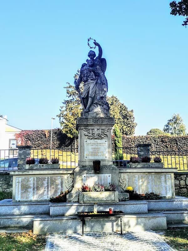 Kriegerdenkmal - Image 1