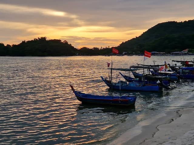 Viewing Area Permatang Damar Laut - Image 1