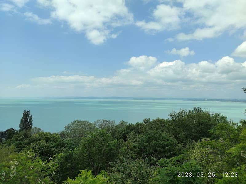 Balatonaliga, Rózsa úti kilátó - Image 1