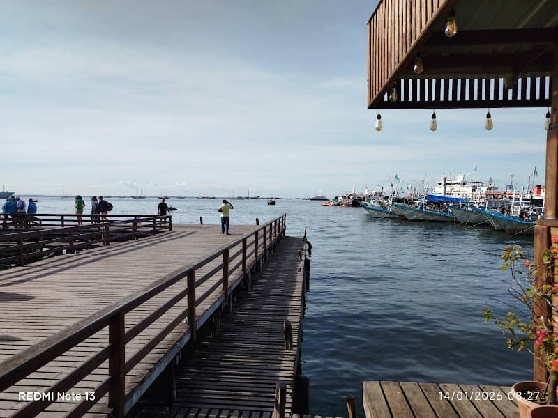 Marina Pier - Image 1