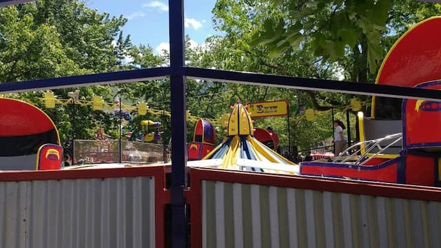 Tilt-A-Whirl - Image 2