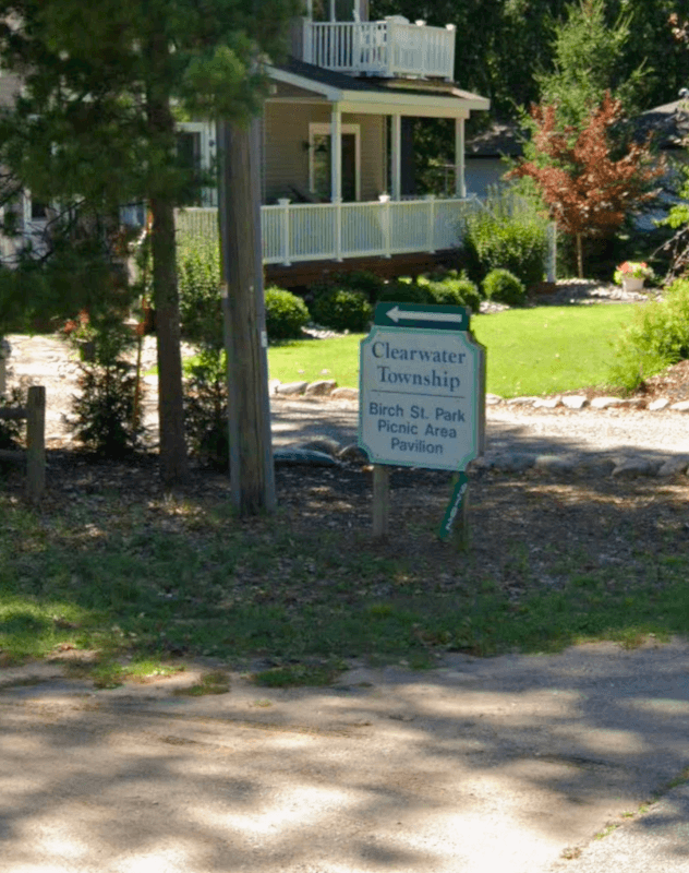 Birch Street Park - Picnic Area Pavilion - Image 1