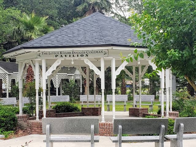 Heritage Park Village - Image 2