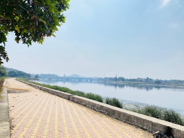 Riverside walk - Image 1