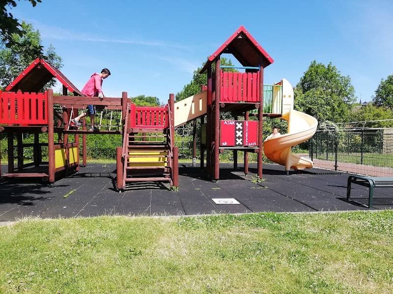 Van Blanckendaell Park - Image 1