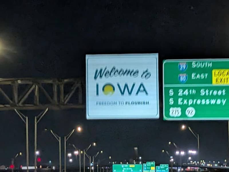 Iowa Welcome Sign - Image 1