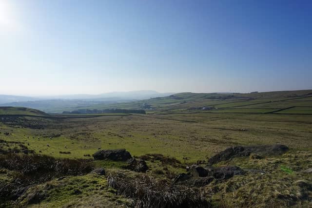 Knarrs Hill - Image 1