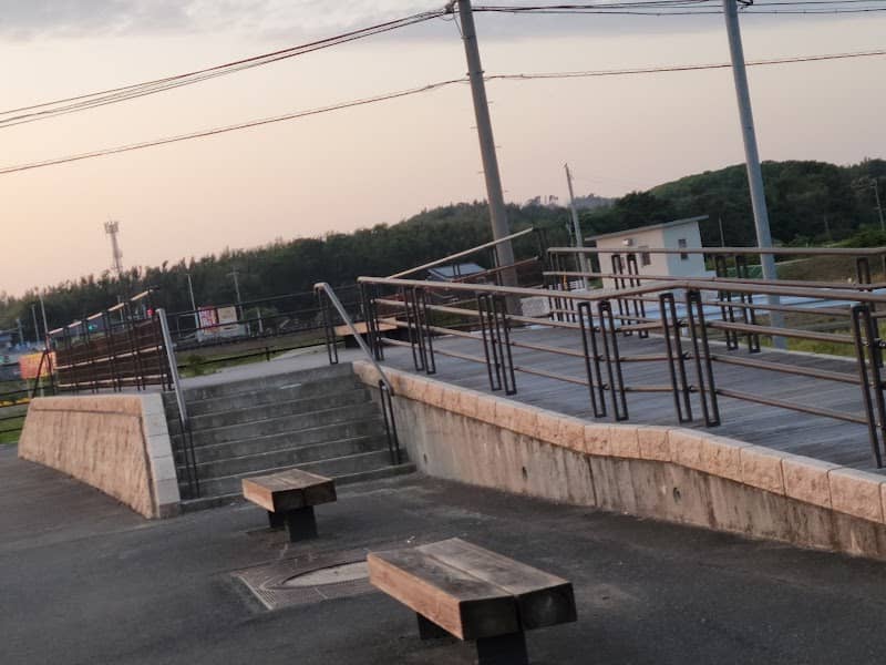 Tomari Pocket Park - Image 1