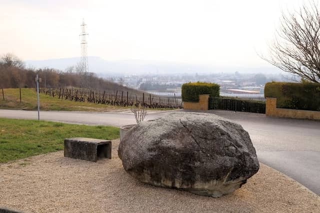 Menhir de Crusilles-Dessus - Image 2