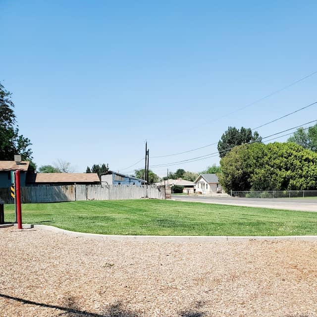Village Nine Park - Image 2