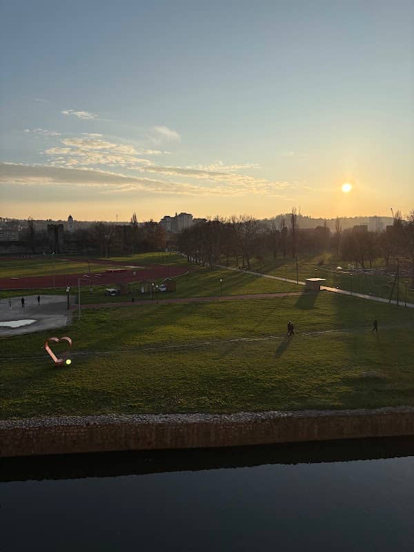 Тврђавски парк - Image 1