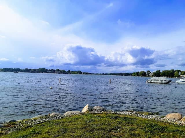 Lakeview Park - Image 2