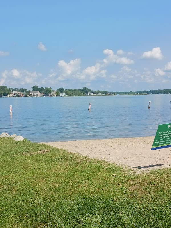 Lakeview Park - Image 1