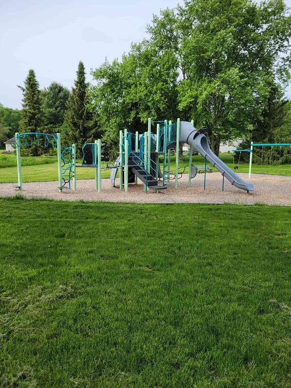 Breconshire Park - Image 2