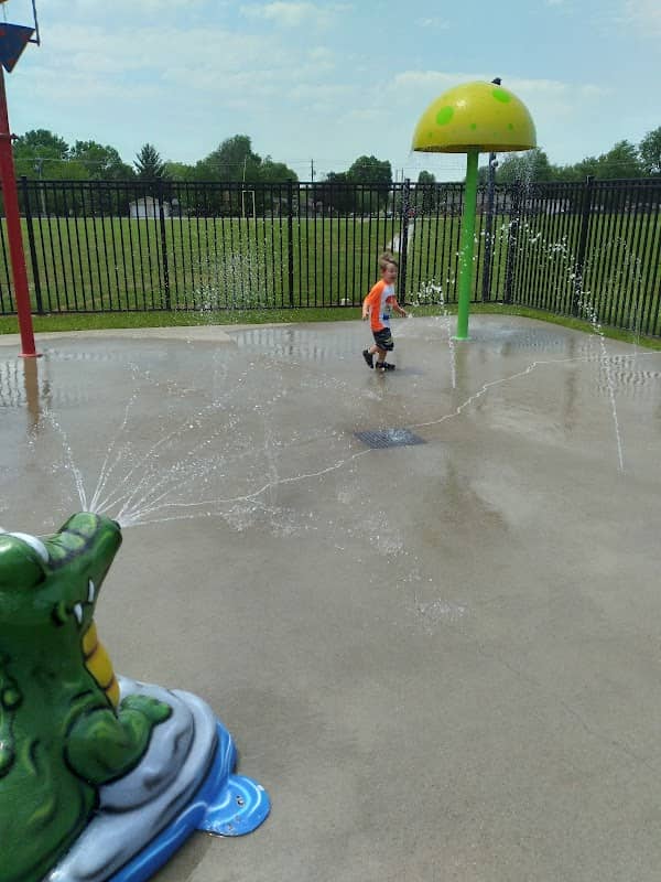 Splash Park - Image 1