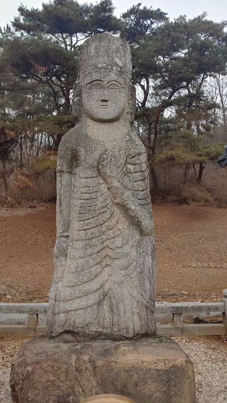 대전 성북동 석조보살입상 - Image 1