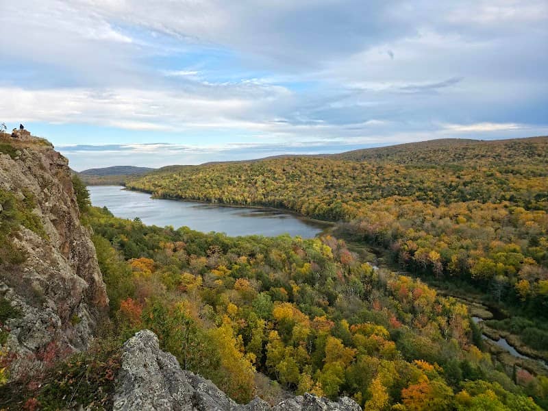 Lake of the Clouds Overlook - Image 1