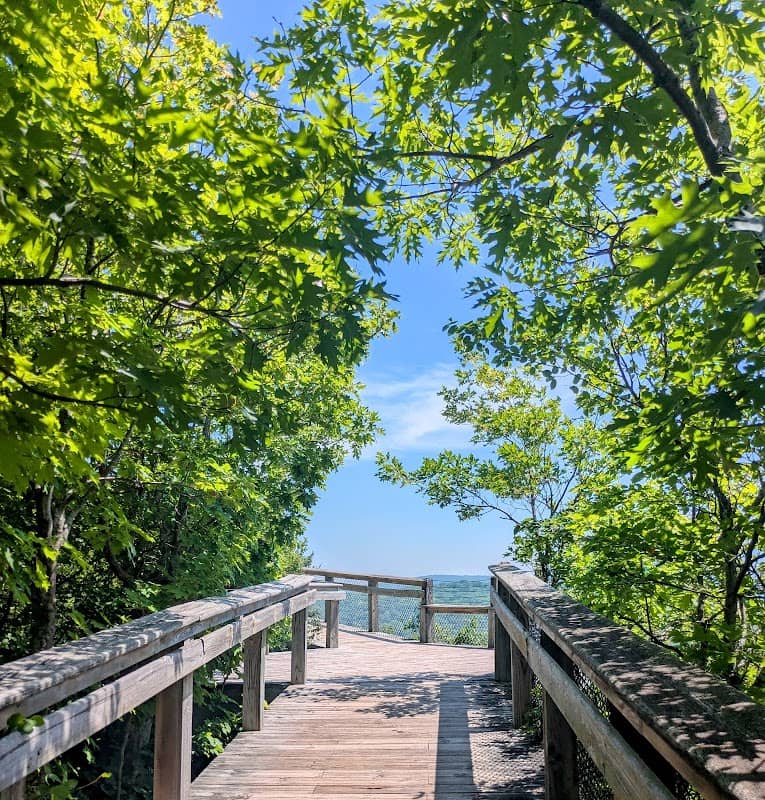 Lake of the Clouds Overlook - Image 3