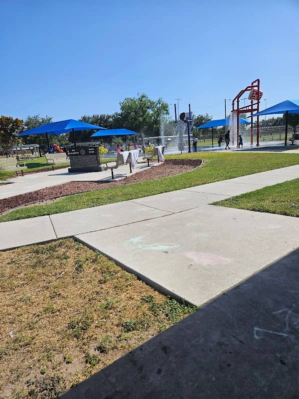 Dr. Gilberto Diaz Park - Image 1