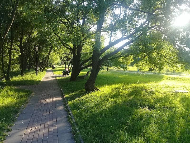 Park 60 Let Oktyabrya - Image 1