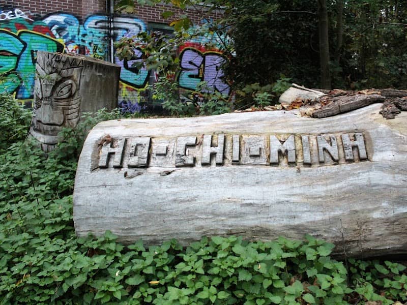 Langenselbolder Ho-Chi-Minh-Pfad - Image 2
