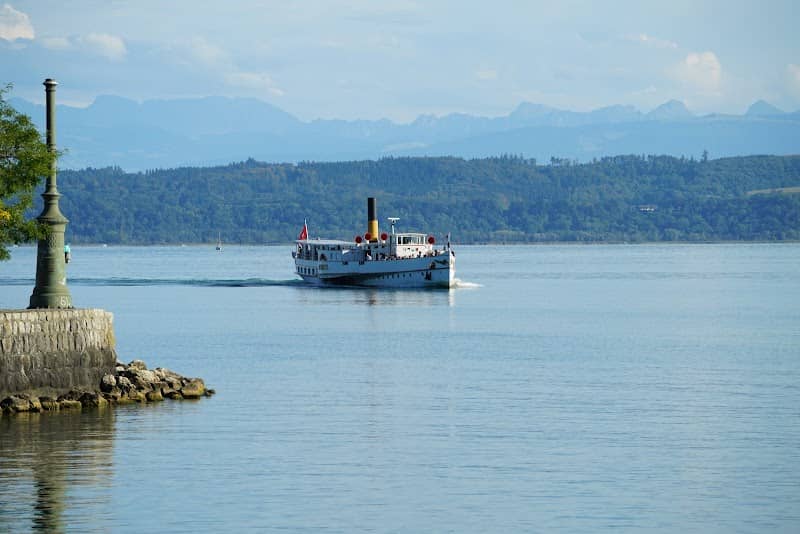 Lakeside - Image 3